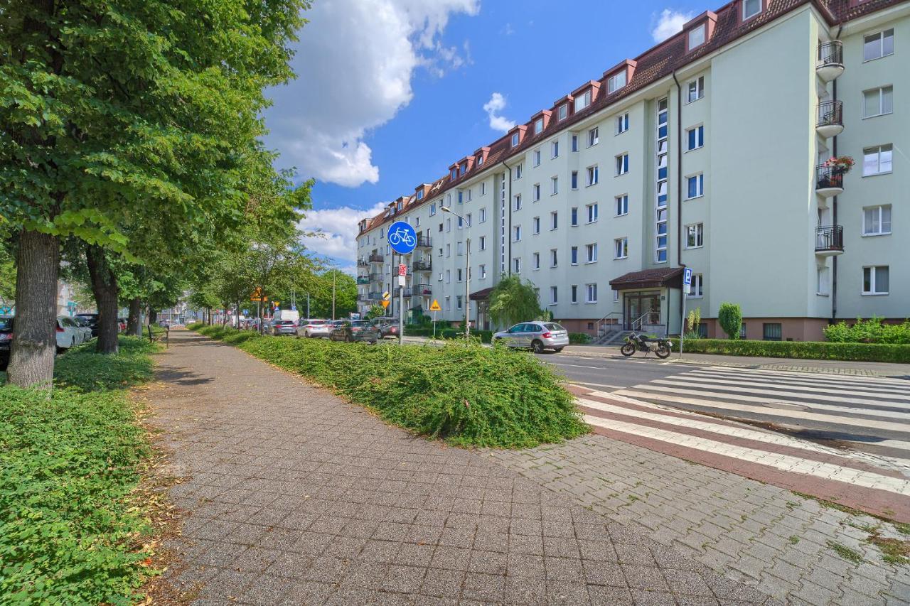Family Center Spot Leilighet Poznań Eksteriør bilde